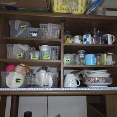 食器棚の画像
