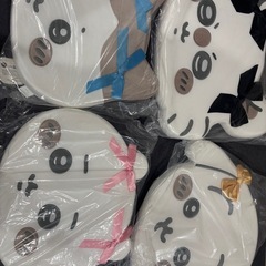 ちいかわ　低反発クッション　ハチワレ　うさぎ　モモンガの画像