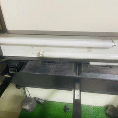 水槽と水槽台の画像