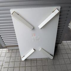 テーブルの画像