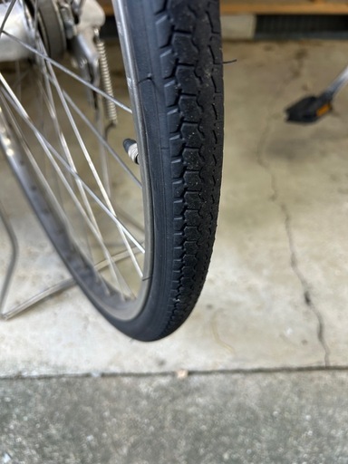 自転車　アルベルト　シルバー 　3段変速