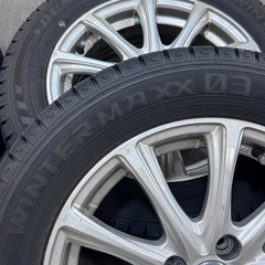 コンパクトカーに　冬タイヤ　ダンロップ　185/60R15 4本 ホイール付きの画像