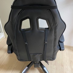 ゲーミングチェアの画像