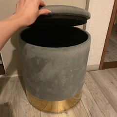 ドレッサー椅子の画像