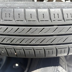 145/80/13インチ　ホイールカバー付の画像