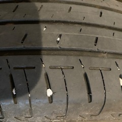 YOKOHAMAタイヤ4本の画像