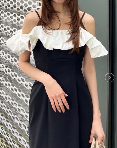 新品！ワンピース　レディース 服