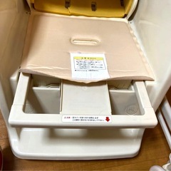 【スヌーピーとウッドストックのデザインのハイローチェア】の画像