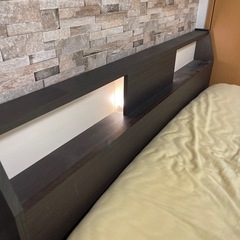 【決まりました】ニトリ製ダブルベッド（マットレス込）の画像