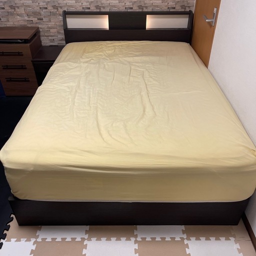 札幌 ダブルベッド 宮付き 引出し×2 上下マットレスニトリ 「Dマット