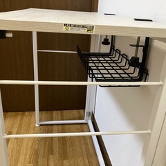 (取引中)ニトリ折りたたみデスクの画像