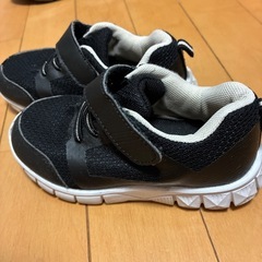 16-17㎝子供用の靴の画像