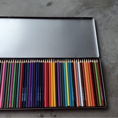 50色色鉛筆の画像