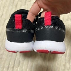 スポーツクラブメガロス　スニーカー　16センチの画像