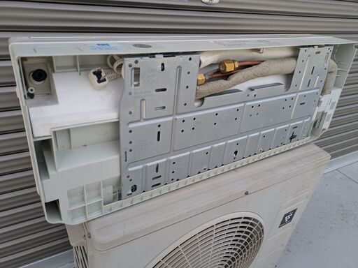 ③シャープ AY-H22S 6畳向 洗浄済 2019年 2.2Kw