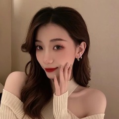 ②ゴールドピアス 片耳の画像