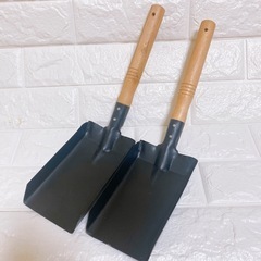 新品未使用　スコップ2個セット　小型で便利　ガーデニングツール　シャベル　の画像