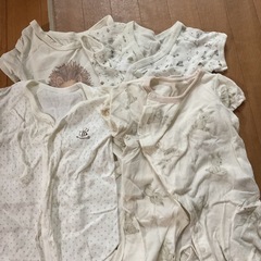 ロンパース 服. 肌着の画像