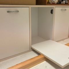 カラーボックス／②個700円／扉付き／オフ白の画像