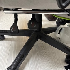 ゲーミングチェアの画像