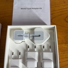 未使用！！Apple アップル ワールドトラベルアダプタ MD837AM/A 国内正規品 の画像
