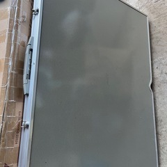 キャンプ折りたたみテーブルの画像