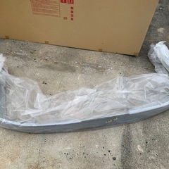 200系ハイエース ワイド後期SilkBlazeリアウイング！塗装済み！フロントエアロメーカー不明！セット売り！新品未使用！の画像