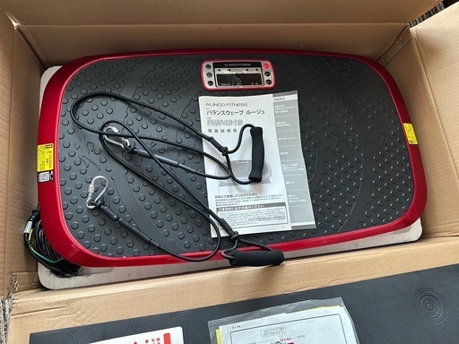 激安値下げ ALICO FITNESS 振動マシン 赤