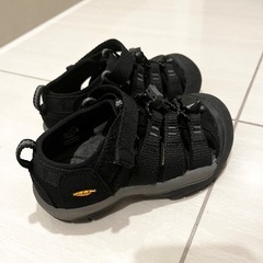 美品KEENサンダル16センチの画像