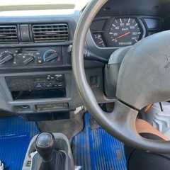 三菱軽トラックの画像