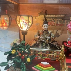 お届け可♪ ガラスケース入り雛人形 オルゴール付 明かり付の画像
