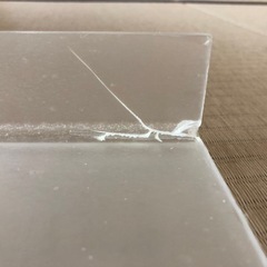 未使用　　傷あり　アクリルウォールラック　あげますの画像