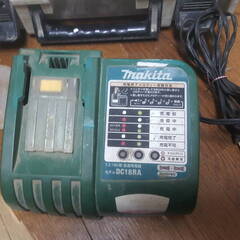 マキタ　makita 充電式インパクトドライバー TD131DRFXW　動作確認済みの画像