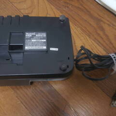 マキタ makita 充電器 DC18SD 7.2Vー18V用　動作確認済みの画像