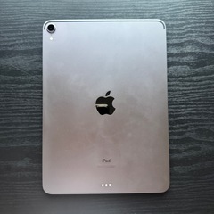 iPad Pro 11 初代 256GB＋純正Pencil＋純正キーボードの画像