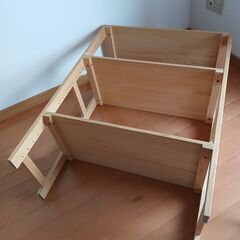 ニトリ軽い木の棚の画像