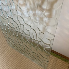 　レトロ模様ガラスの画像