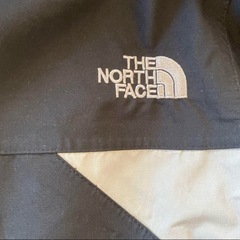 North Face  黒
ナイロンジャケットの画像