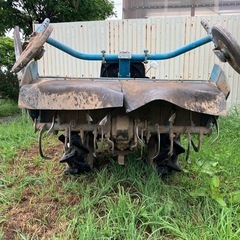 三菱トラクタ　D1300 4WD  現役活躍
の画像