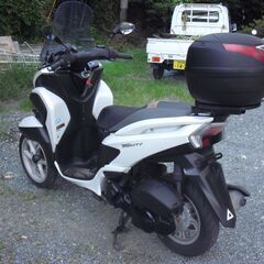 3輪スクーターYAMAHA TRICITY125 トリシティ125 (SE82J) パール ホワイト・インジェクションの画像