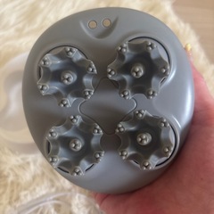 ヘッドスパ頭皮ブラシの画像