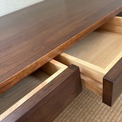 センターテーブル　引き出し付きの画像