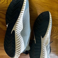 adidas 22.5cm スニーカーの画像