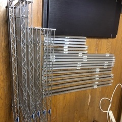 メタル製ラックの画像