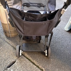 katoji 2人乗りベビーカーの画像