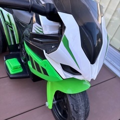 子供 電動バイクの画像