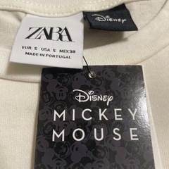 未使用　ZARA Tシャツの画像