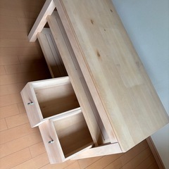 テレビボードの画像