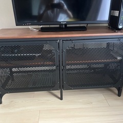 IKEAテレビ台の画像