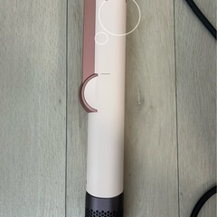 ダイソンドライヤー　ストレイトナーの画像